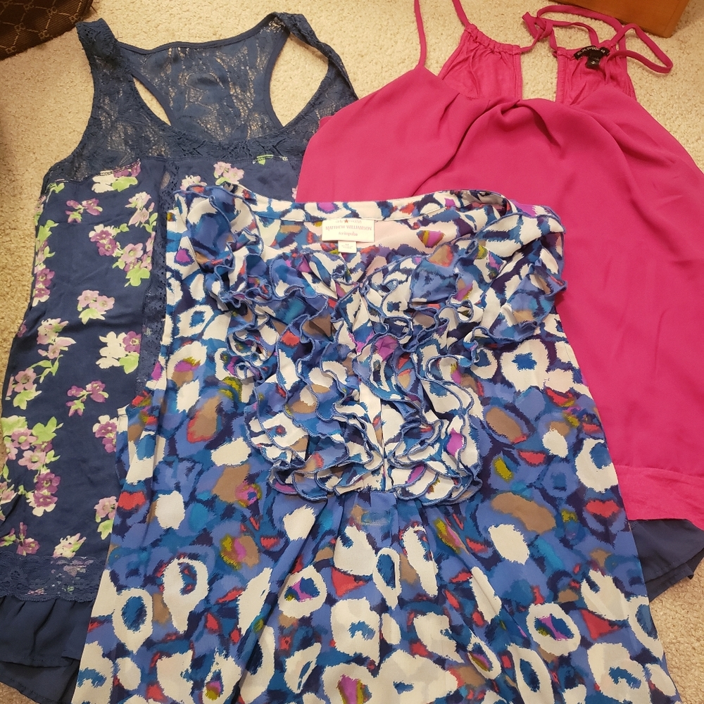 Lot of 3 tank tops - all size medium